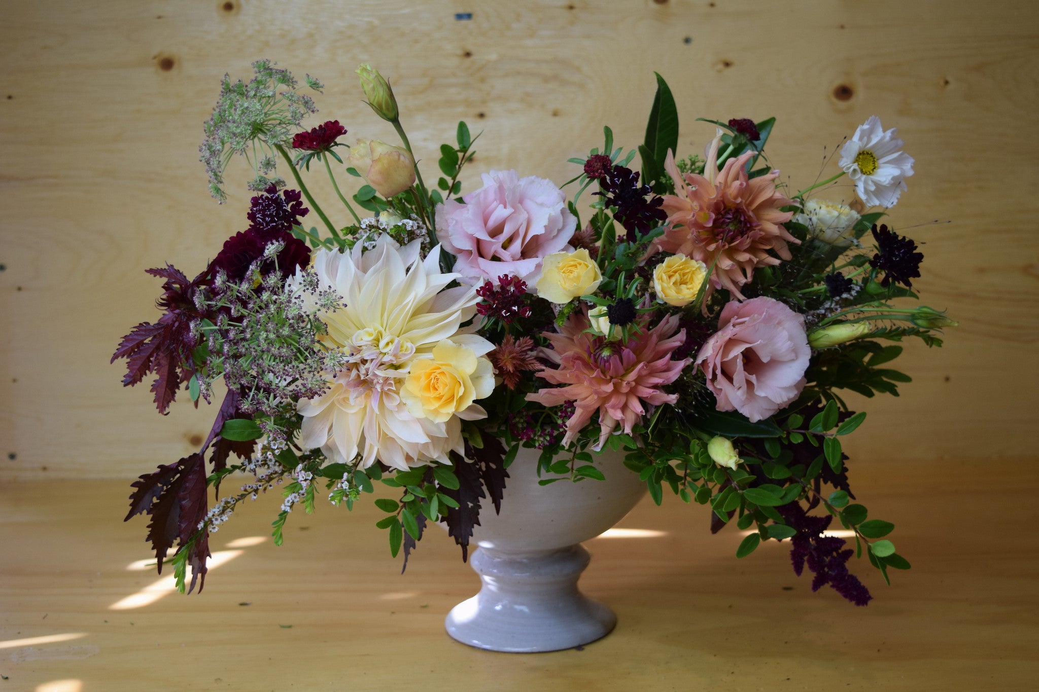 HOW TO MAKE YOUR OWN FALL FLORAL ARRANGEMENT