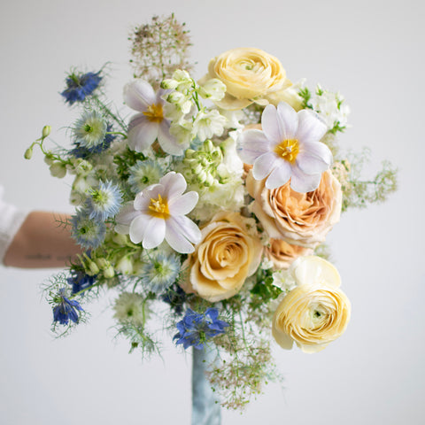 Beautiful wedding flowers for delivery