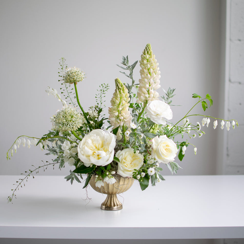 Tiara  Order Premium Flowers for Same-Day Delivery in Toronto ON