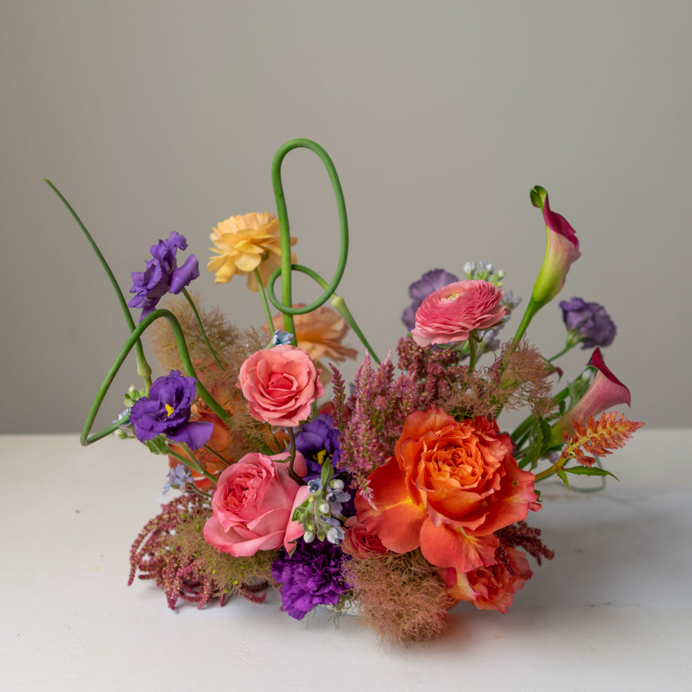 Low Centrepiece (hidden vase)