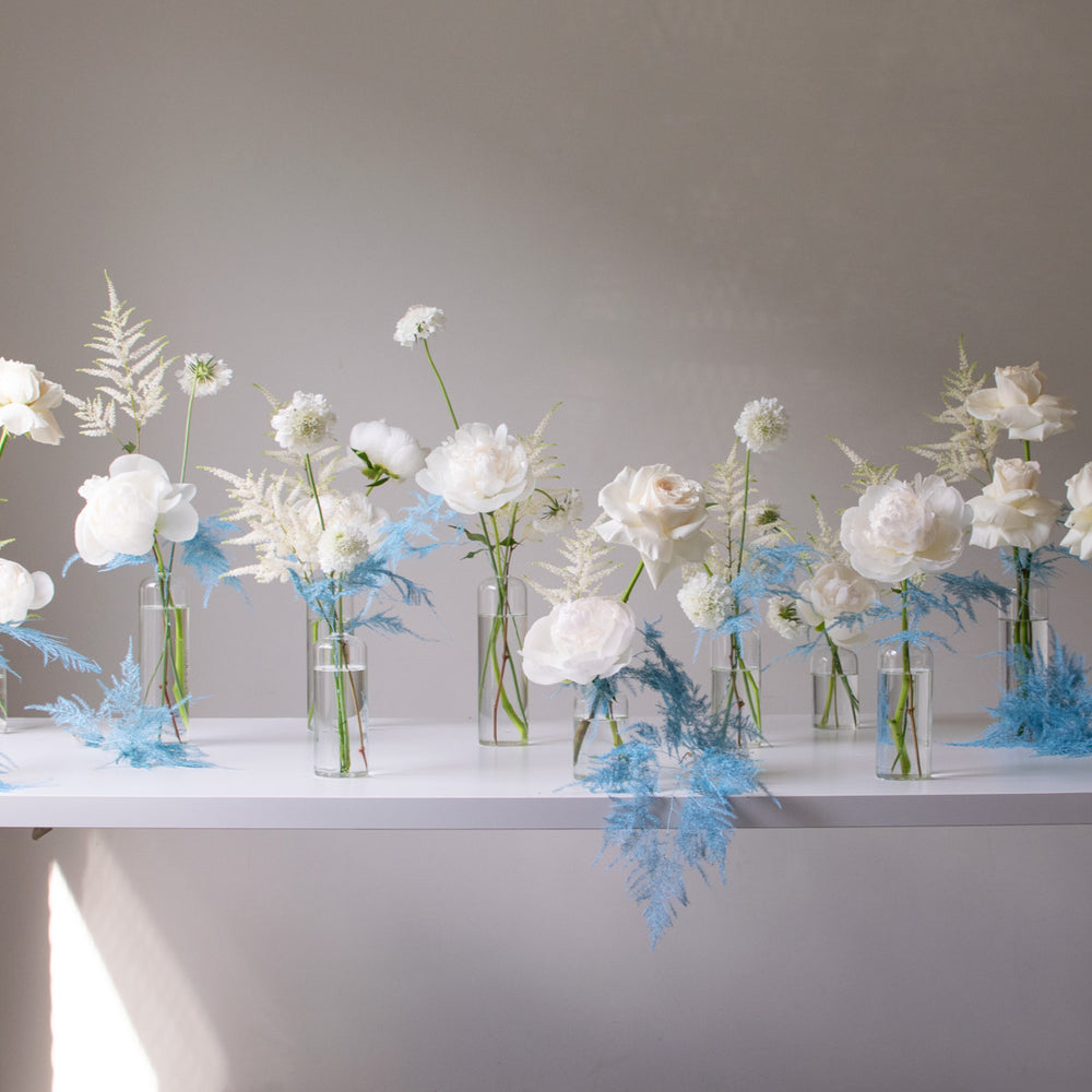 Simple Bud Vase (glass)