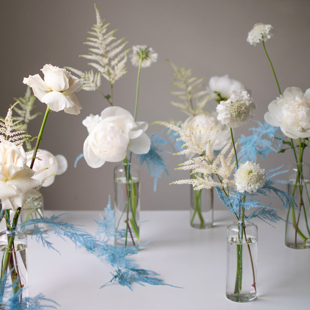 Simple Bud Vase (glass)