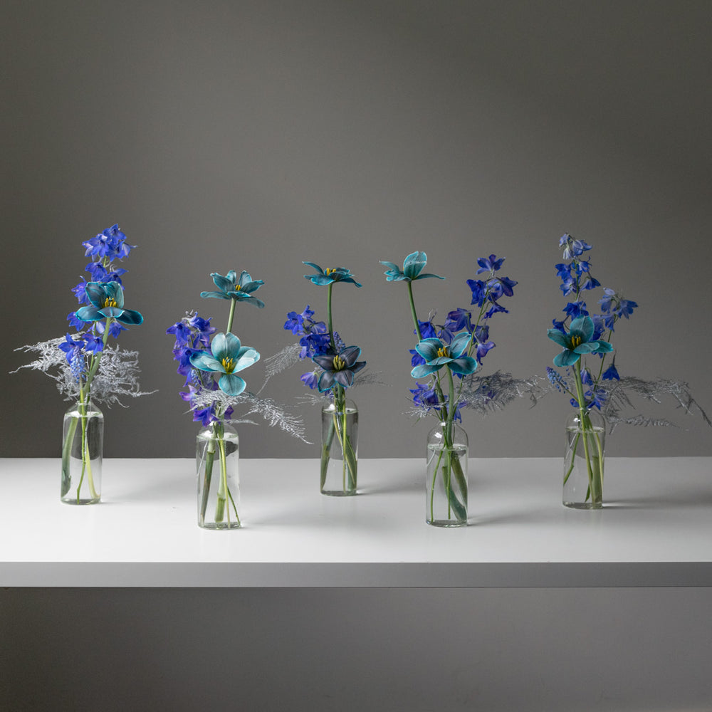 Simple Bud Vase (glass)