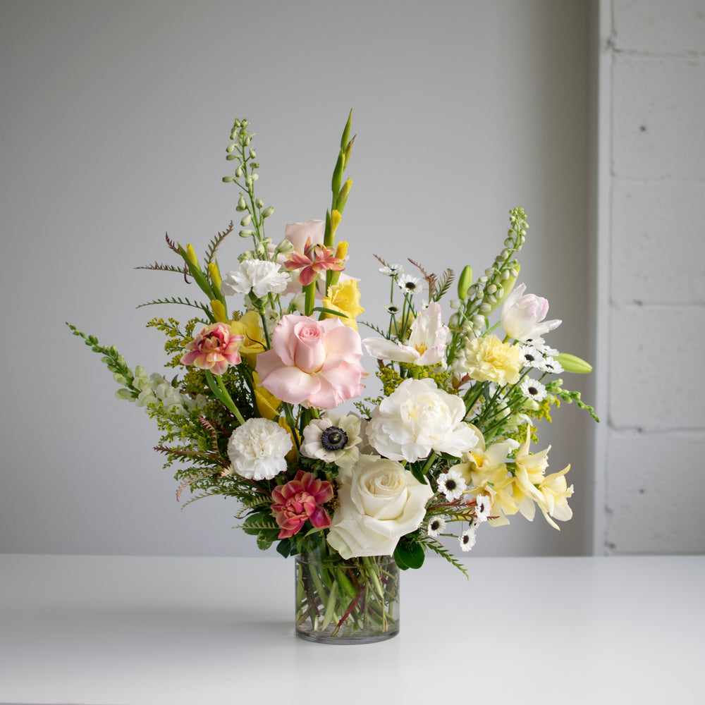 Vase Arrangement Flower Subscription