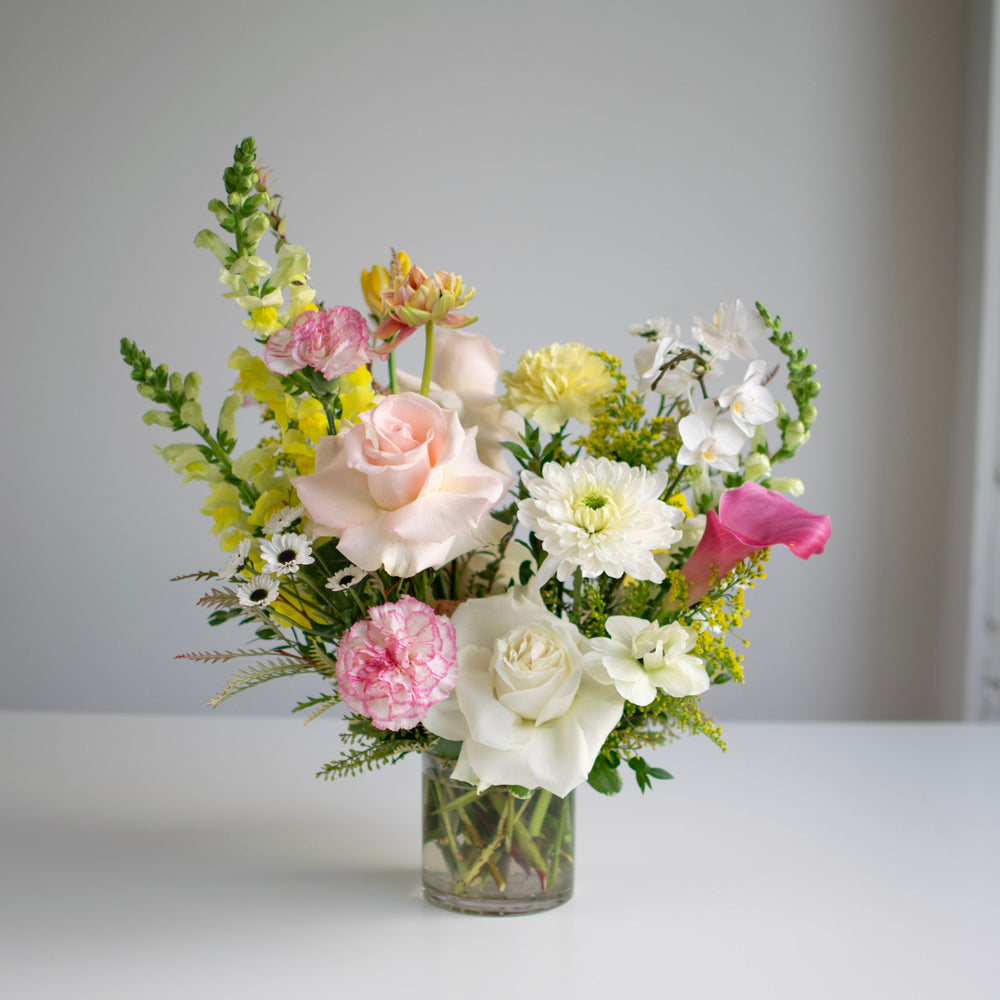 Vase Arrangement Flower Subscription